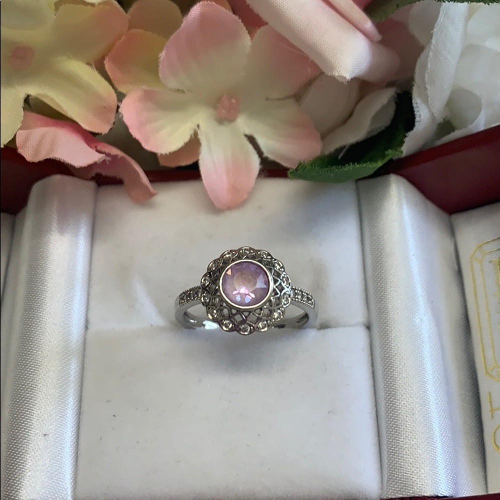 Size 8 ring NWOT